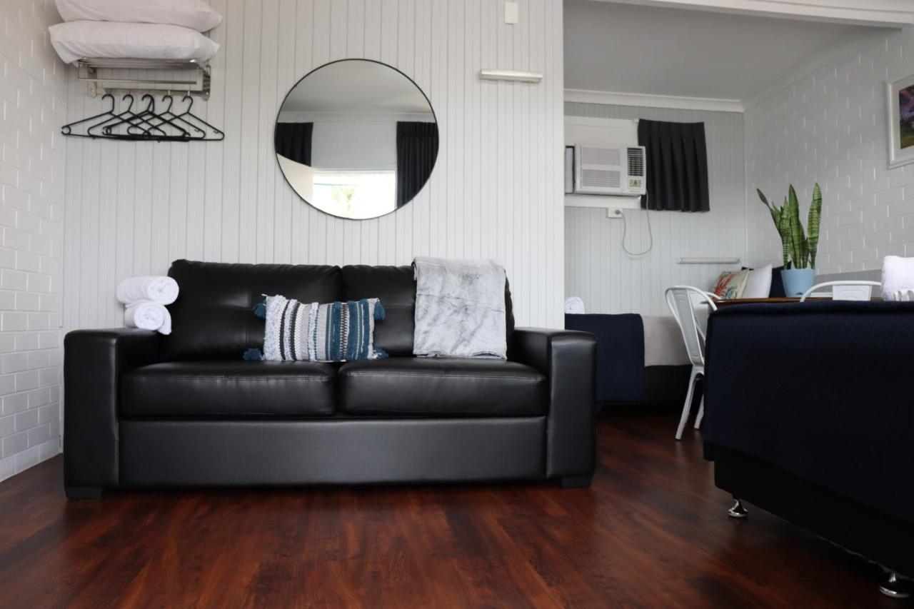 באלינה Almare Tourist Motel מראה חיצוני תמונה