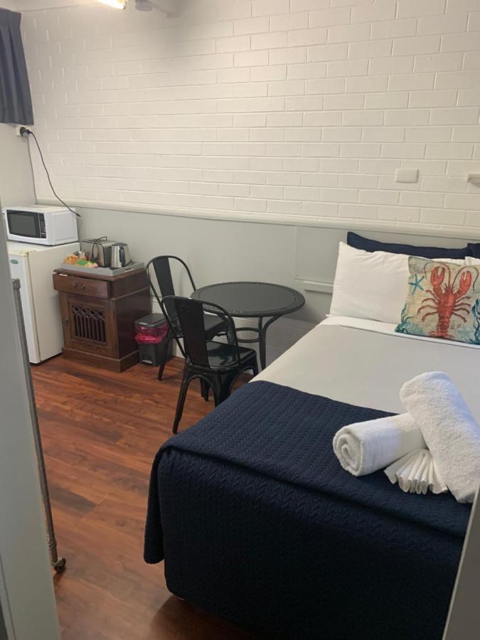 באלינה Almare Tourist Motel מראה חיצוני תמונה
